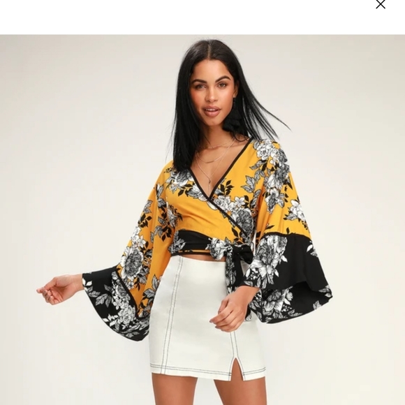 Creative Endeavor Mustard Yellow Multi Floral Print Wrap Top - Picture 2 of 4